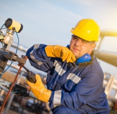 22520861-system-operator-in-oil-and-gas-production